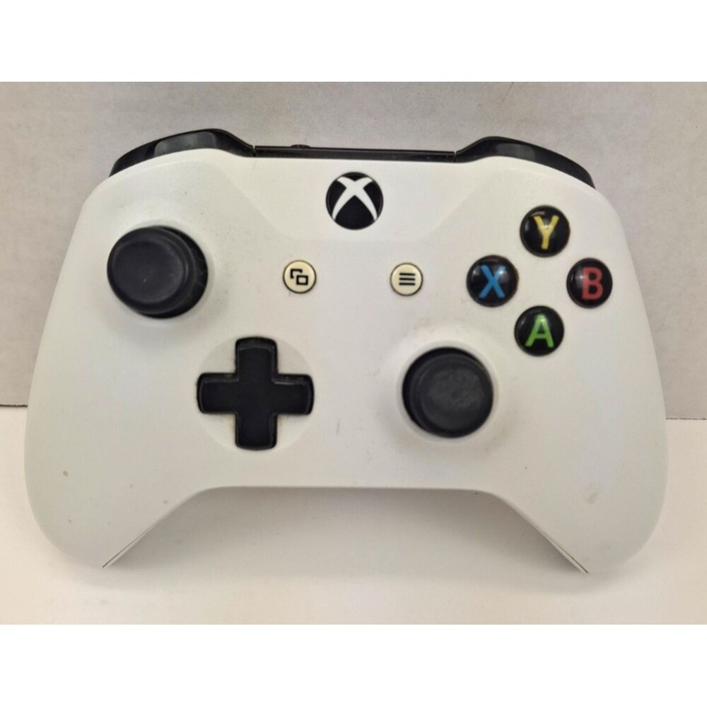 Microsoft 1708 OEM White Wireless Controller for Xbox One For Parts or Repair
